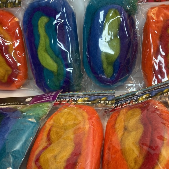 Dimensions FeltWorks Roving Wool Felt Needle Felting Blue Orange Purple Green - Picture 12 of 13